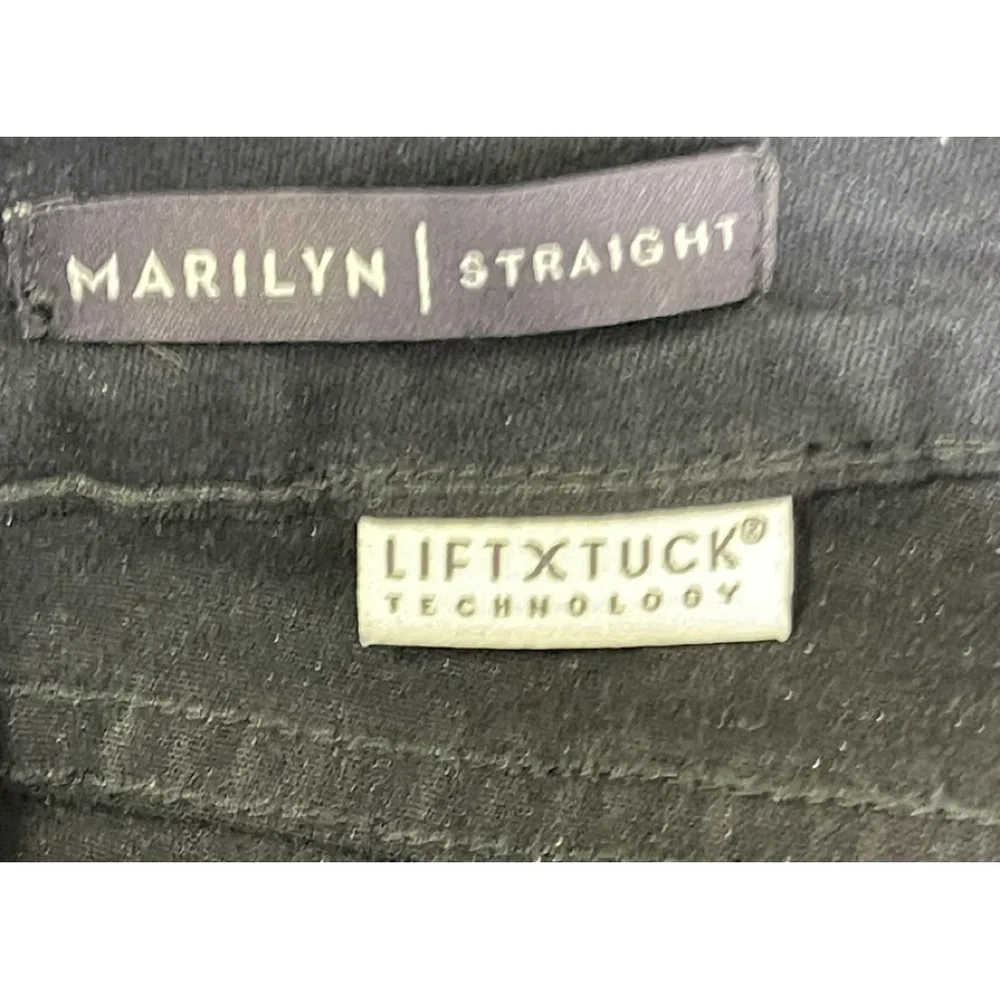NYDJ jeans size 6 Marilyn Straight Black Bling Pockets PERFECT 🖤🖤🖤‎